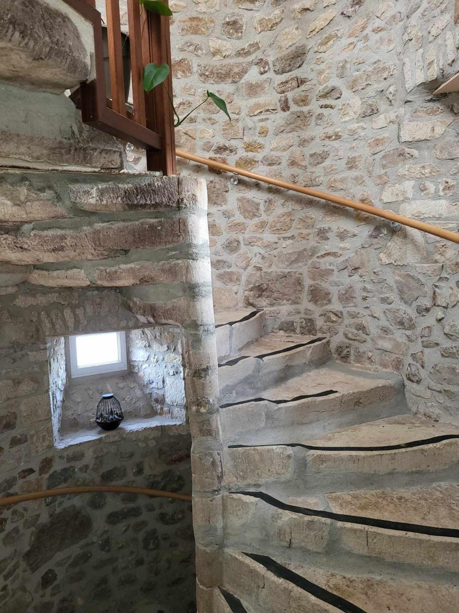 Auberge De La Vallee De La Douve L'Etang-Bertrand Exteriör bild